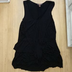 Victor sleeveless black tunic